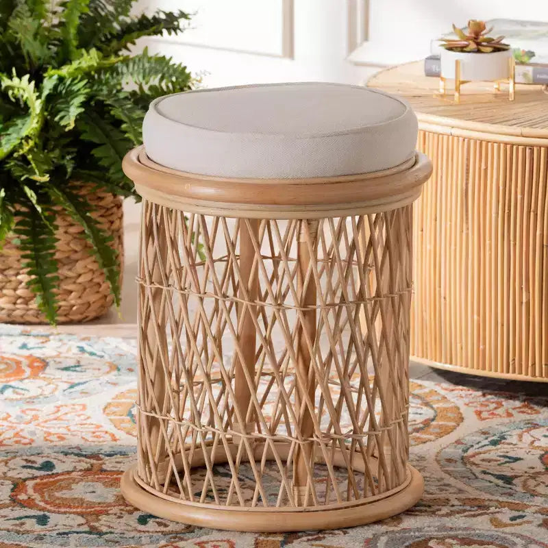 Pouf ottoman en rotin naturel Junius : Fait main, Bohème, Aucun assemblage requis