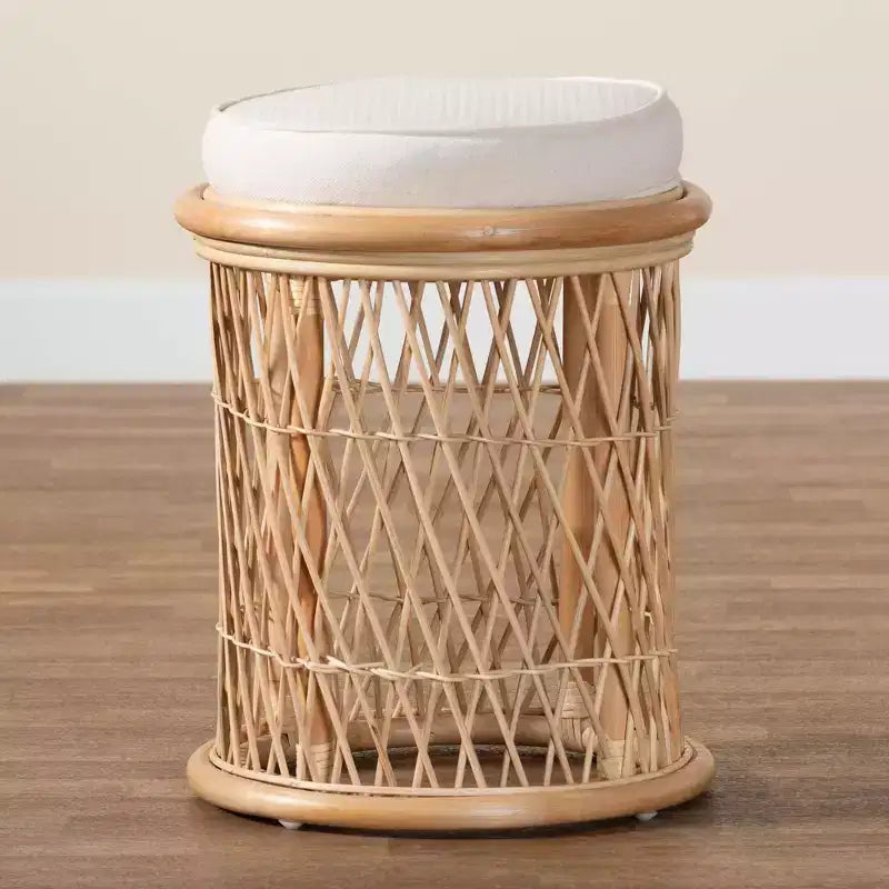 Pouf ottoman en rotin naturel Junius : Fait main, Bohème, Aucun assemblage requis