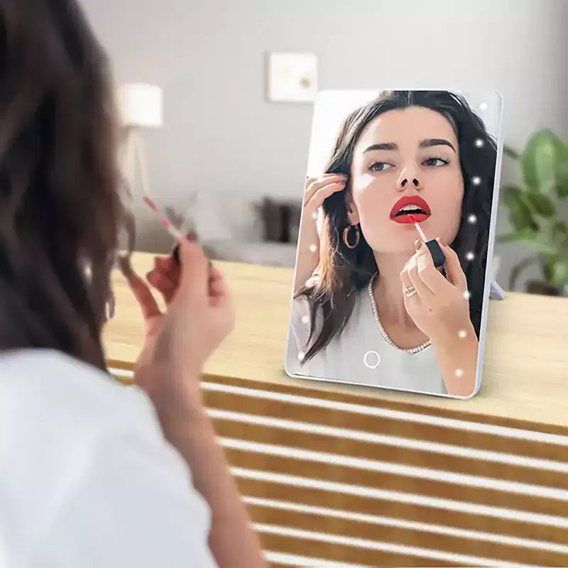 Coiffeuse intelligente Pursonic avec écran tactile miroir